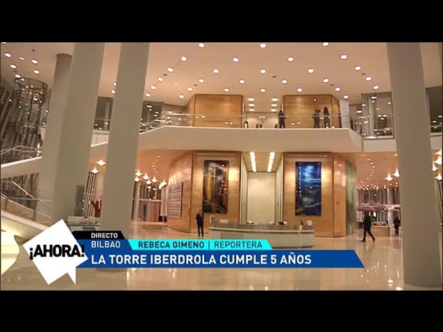 cuantos pisos tiene la torre iberdrola